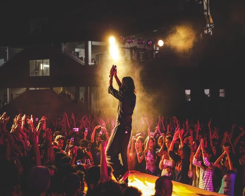 High energy crowd at an Australian gaming esports event
