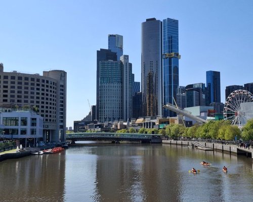 Southbank precinct in Melbourne, ideal for city stays